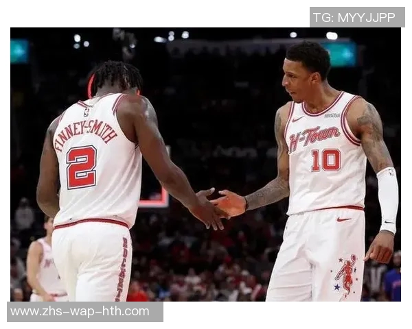 火箭队与灰熊的激烈对决揭示了NBA季后赛的悬念与精彩瞬间